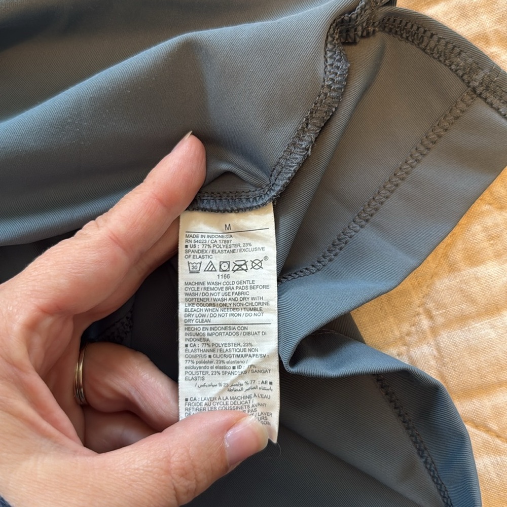 Old Navy athletic dress - Picture 5 of 7